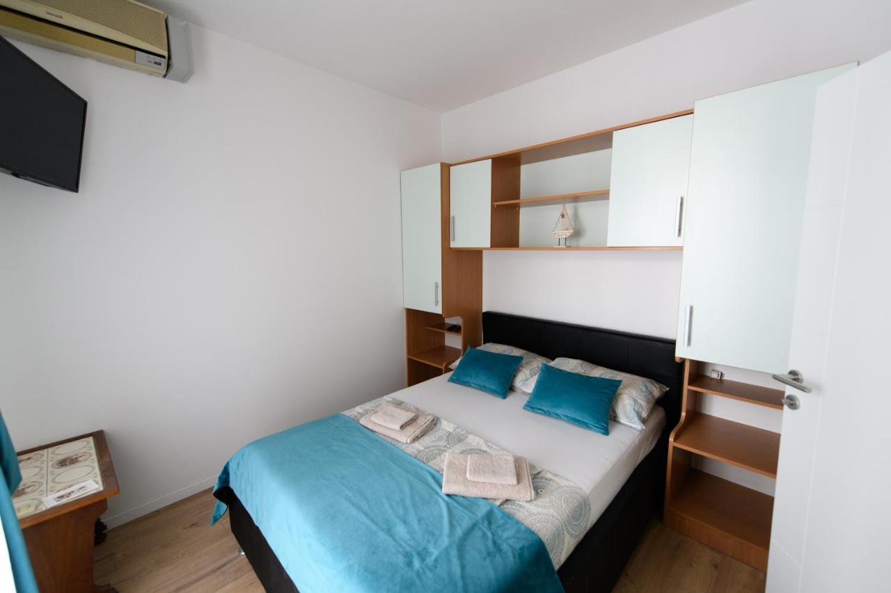 Cozy Beach Apartments Makarska Exterior photo