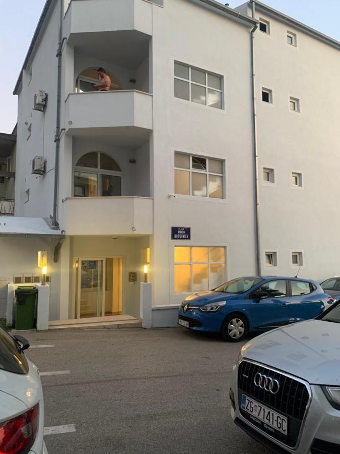 Cozy Beach Apartments Makarska Exterior photo